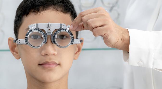 End of Year Eye Exam: Use Vision Benefits Before They Expire